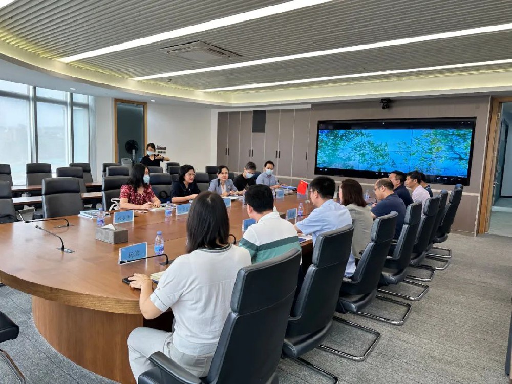 深圳市科技创新委员会、罗湖区政府领导走访我司